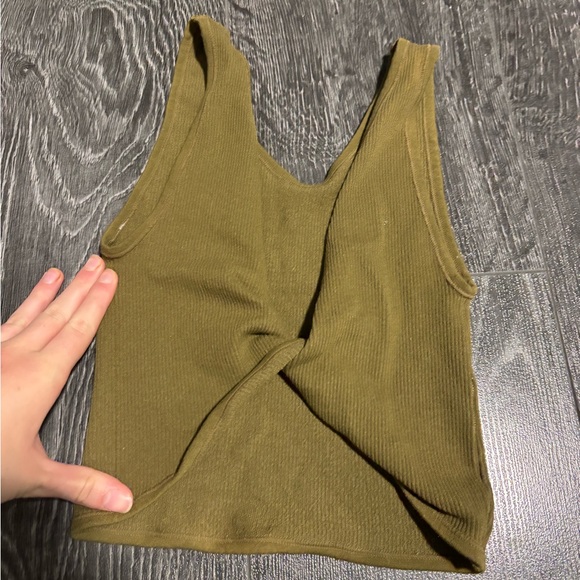 Urban outfitters green twist tank top size xs - Picture 3 of 4